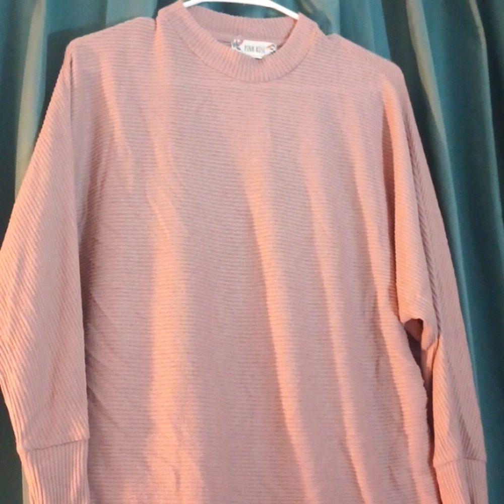 Women's sweater